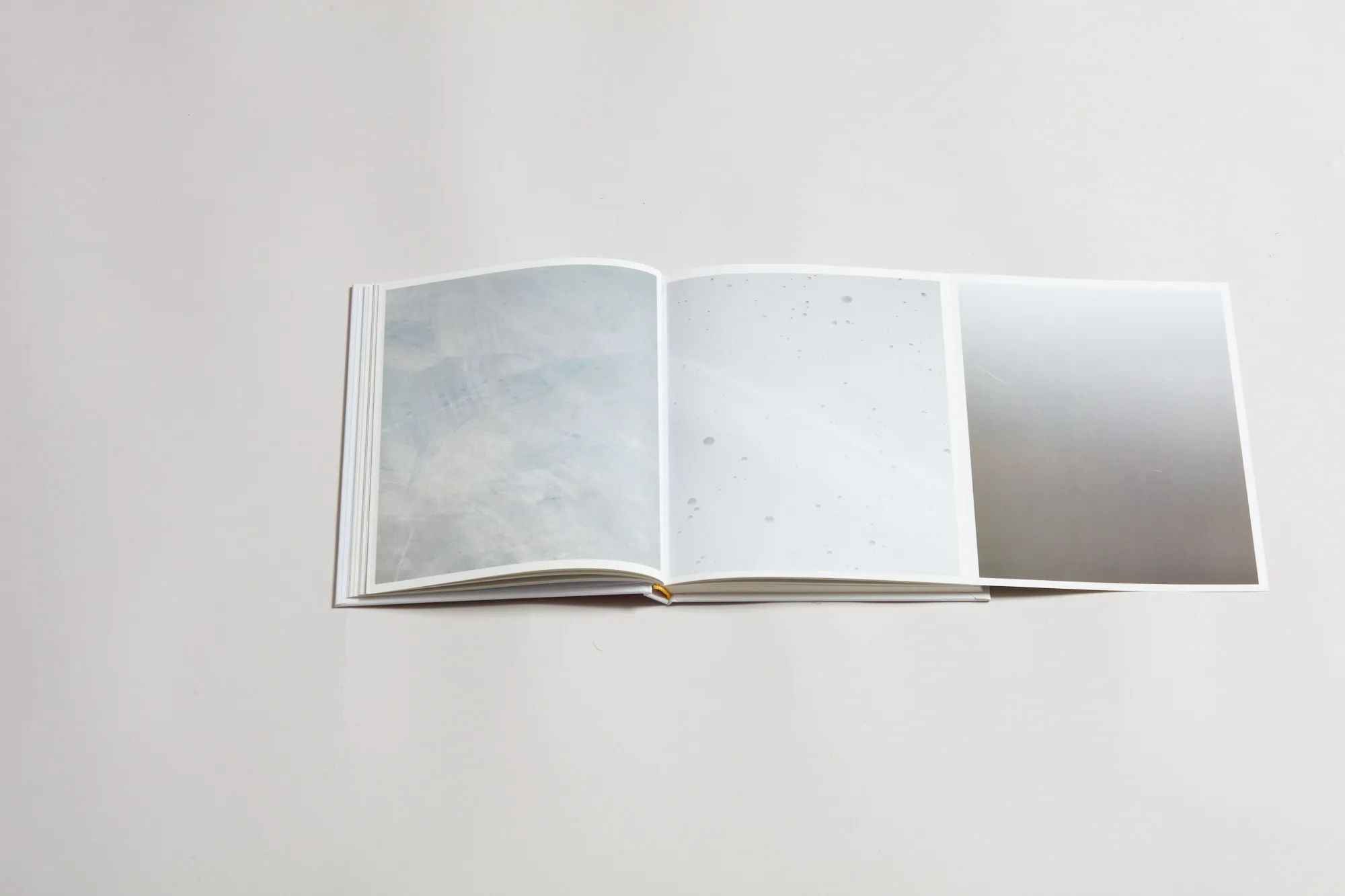Johan Nieuwenhuize - IMG_ - Printed Matter
