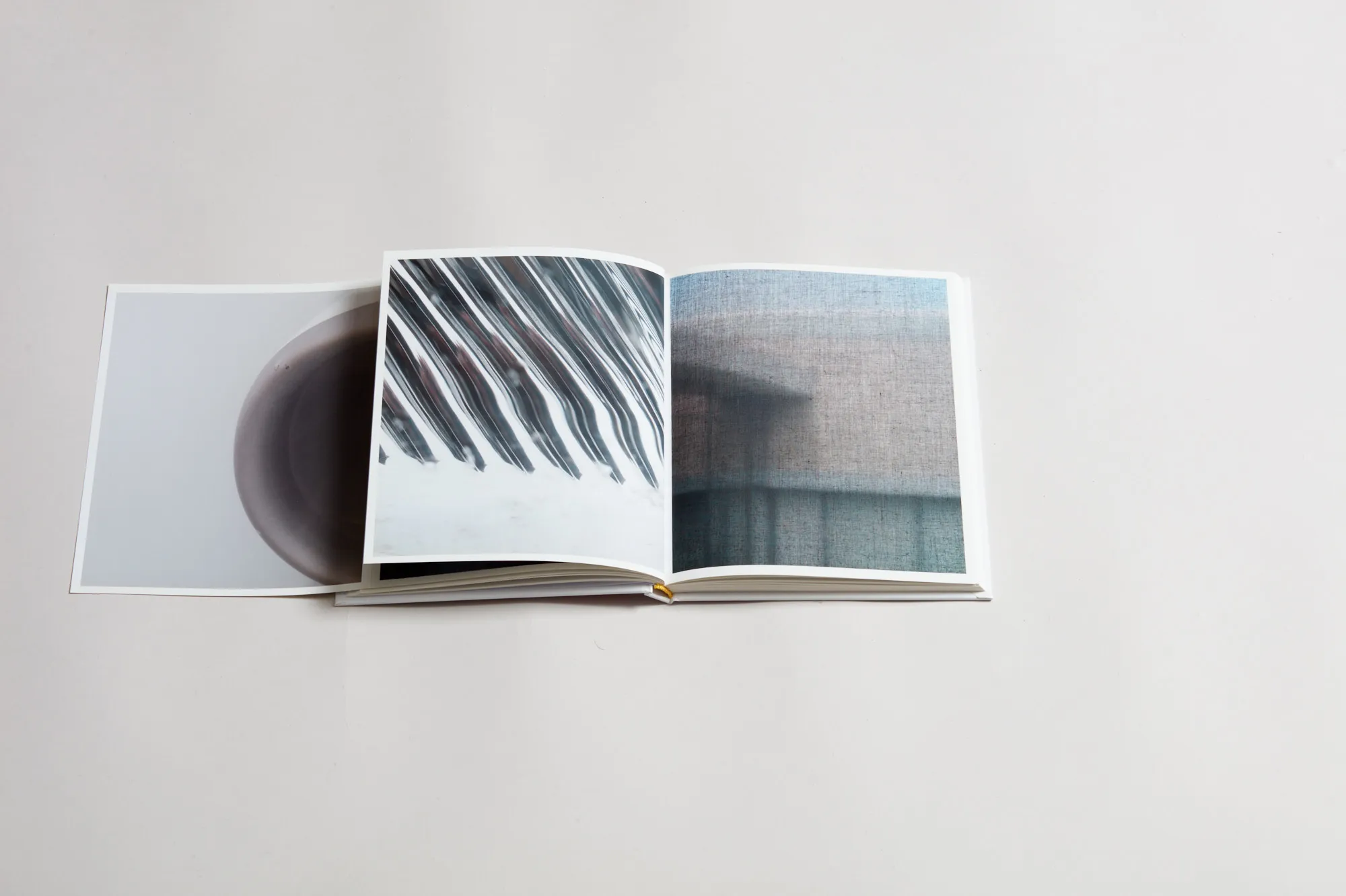 Johan Nieuwenhuize - IMG_ - Printed Matter